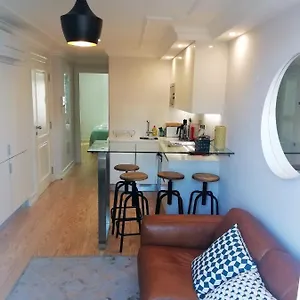  Apartment Augusta 229-5e-city Center Apt- Balcony & Elevator Portugal